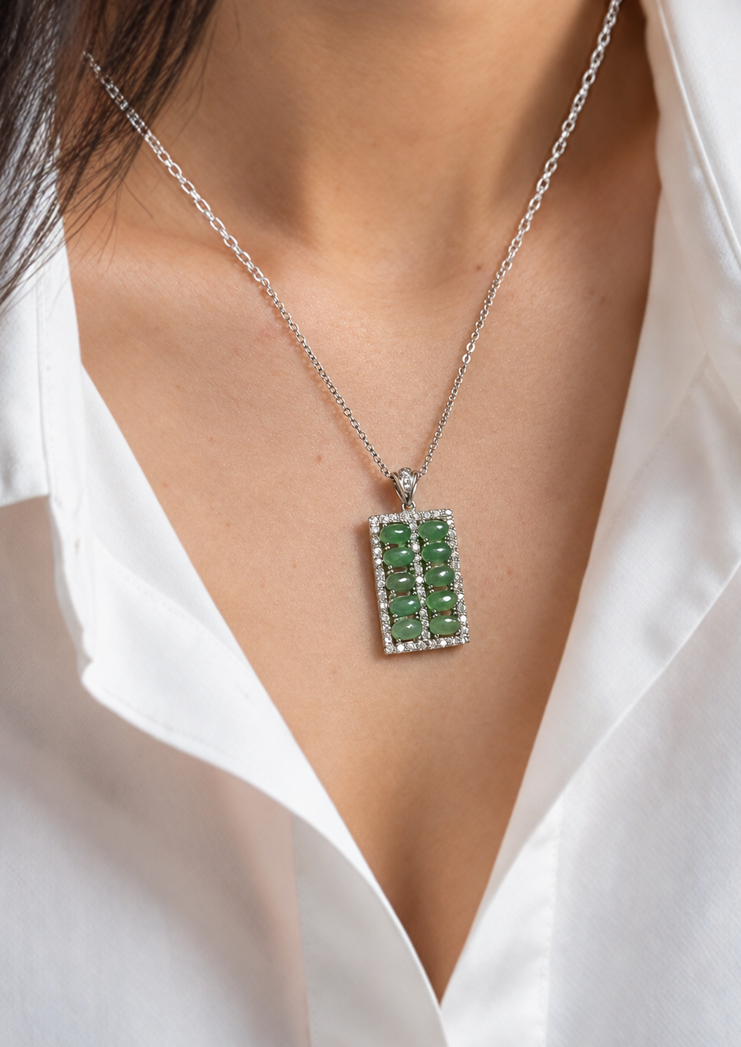 Yùn · Moving Bead Green Nephrite Jade Necklace
