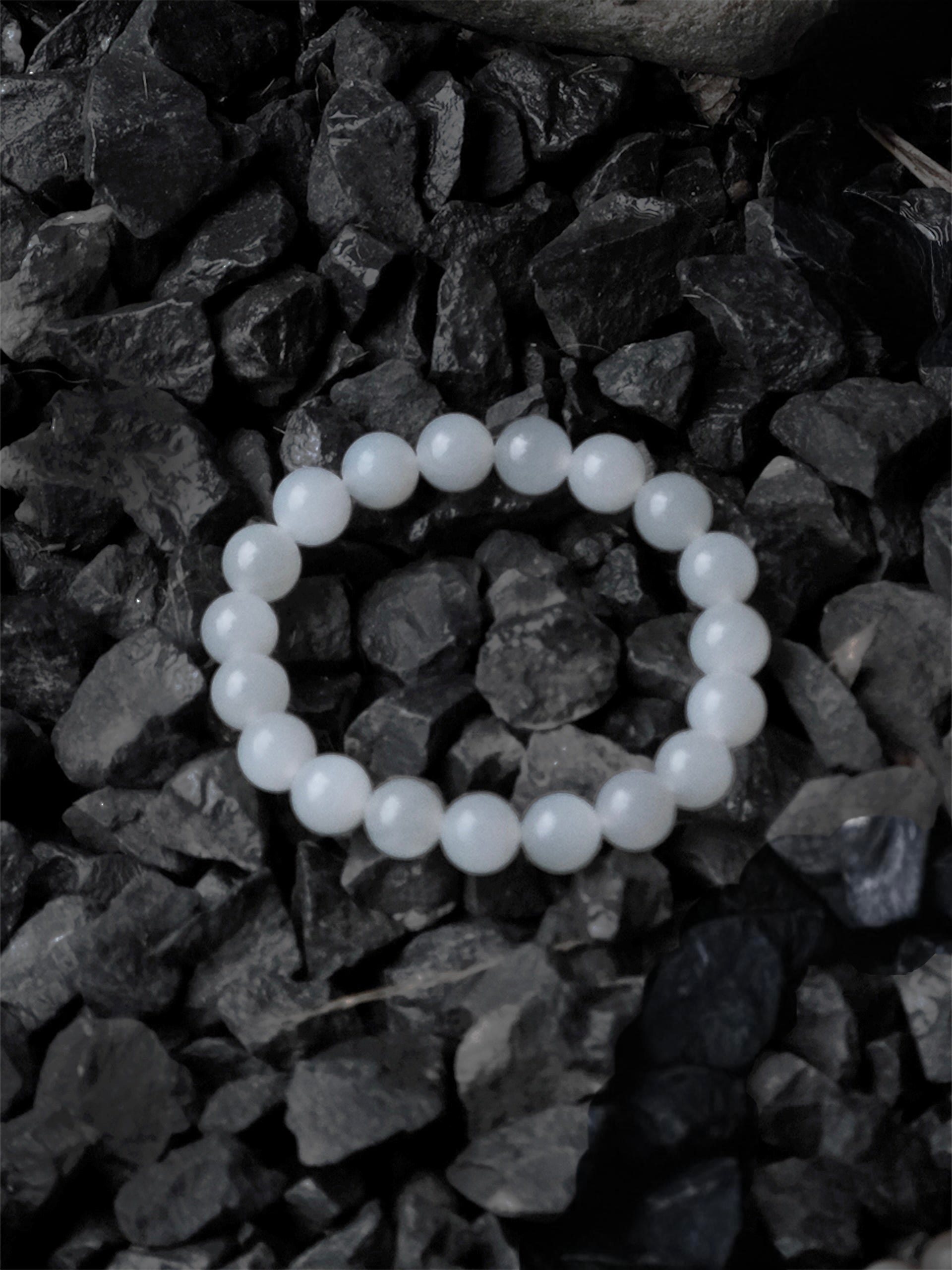 Calm Current – Hetian White Jade Bead Bracelet