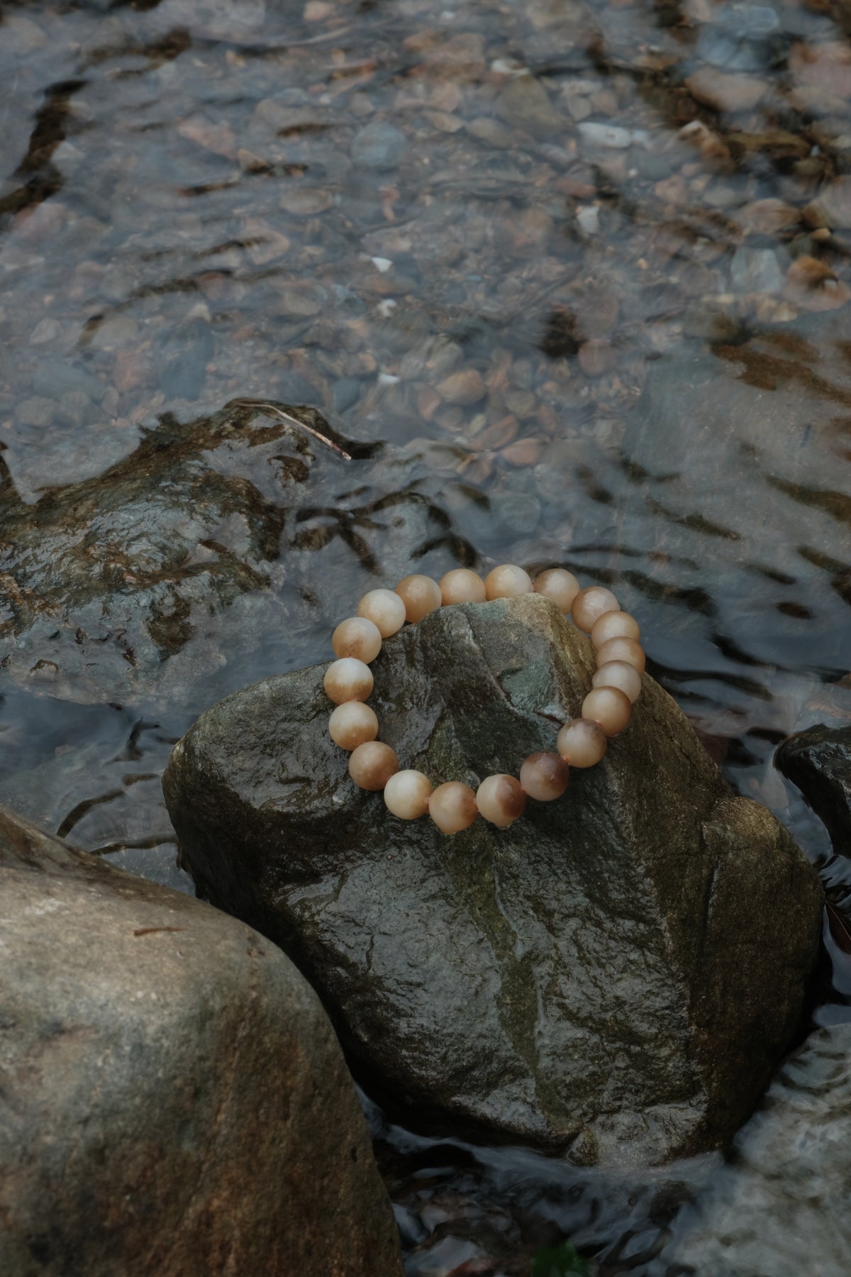 Affinity · Golden Current Honey Nephrite Jade Bead Bracelet