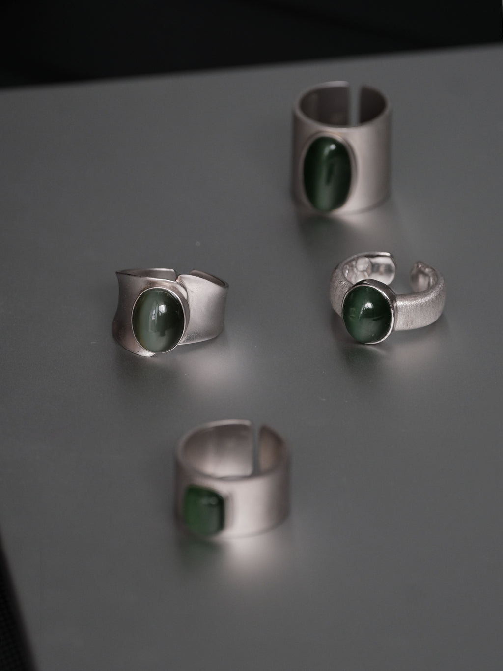 Eclipse – Cat’s Eye Jade Ring