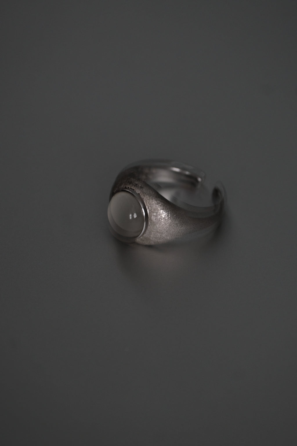 Flare – Cat’s Eye Jade Ring