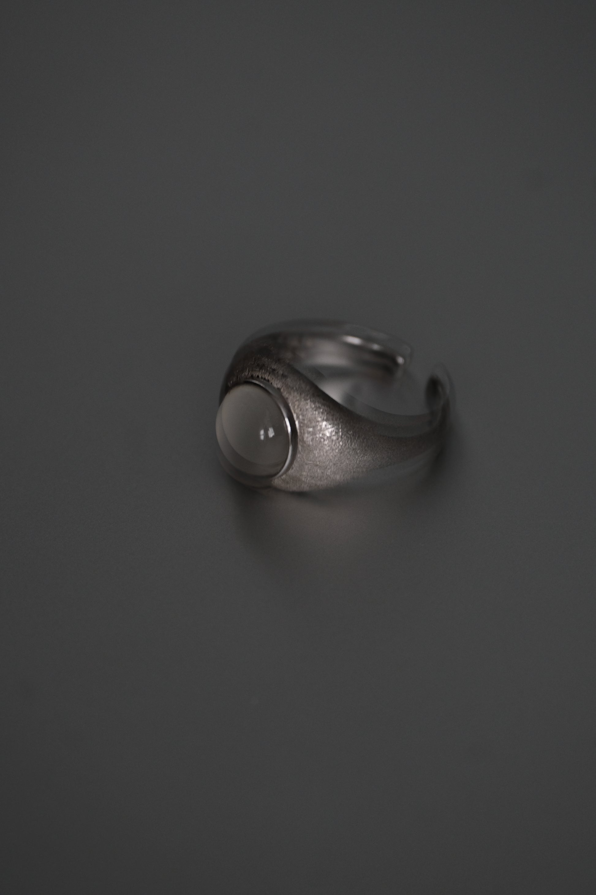 Flare – Cat’s Eye Jade Ring