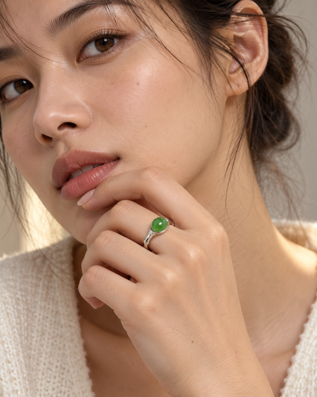 Yùn · Bamboo Rhythm Silver-Tone Ring worn by model
